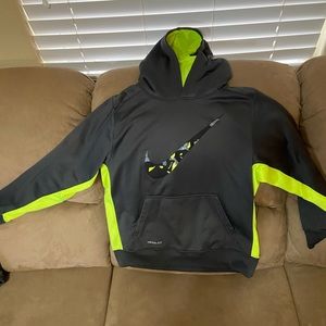 Nike pullover